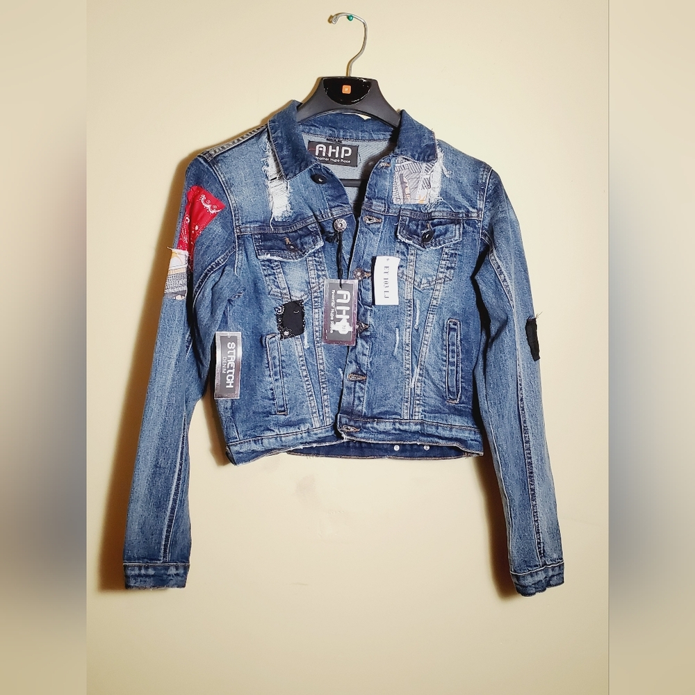 Denim Patchwork Junior's Jean Jacket Size Medium